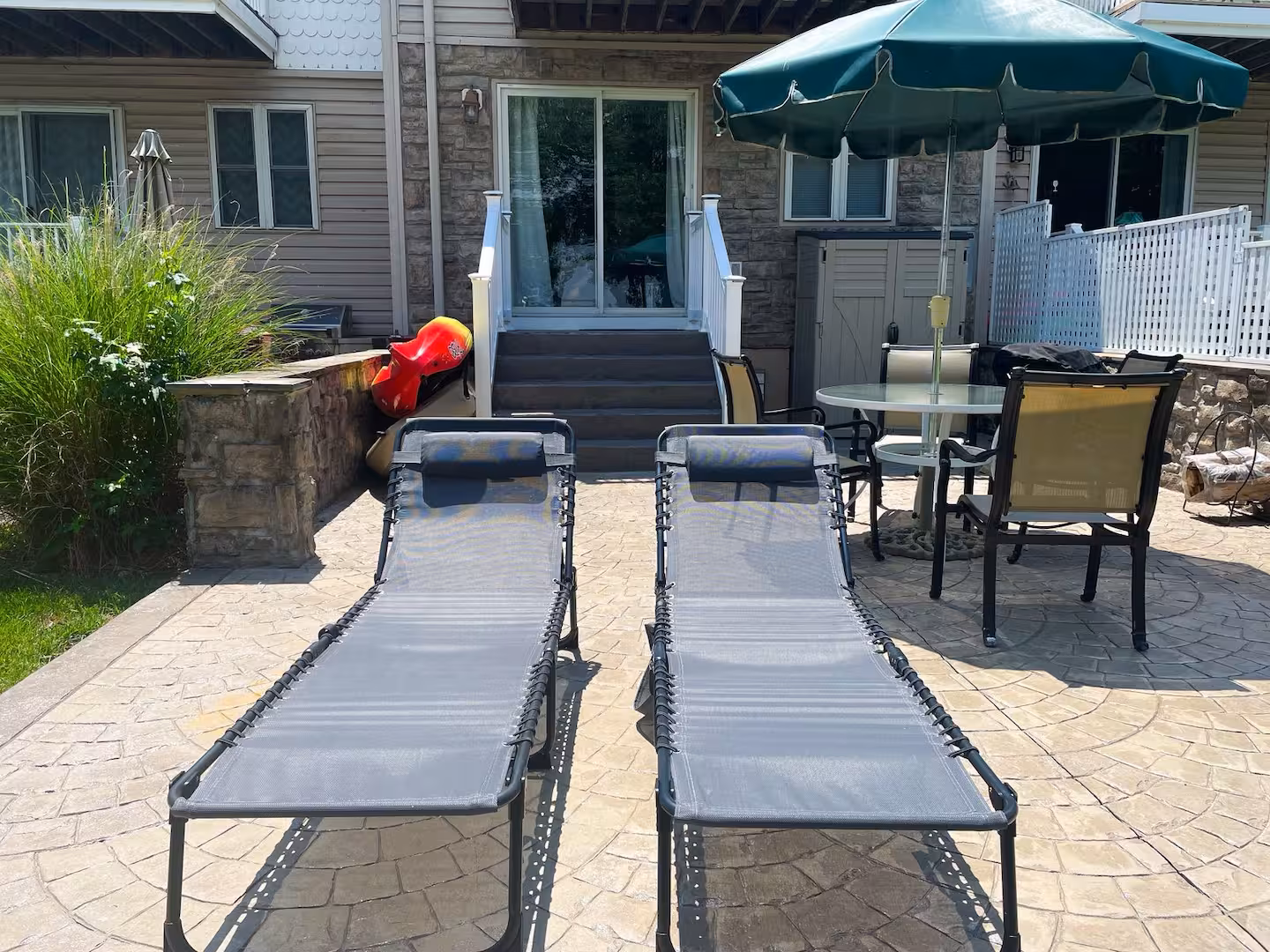 Lake House near Lydia Mountain - thumbnail 14